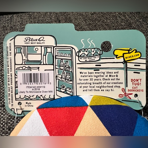 NWT Blue Q “Most Likely To Microwave” oven mitt glove - Picture 3 of 5